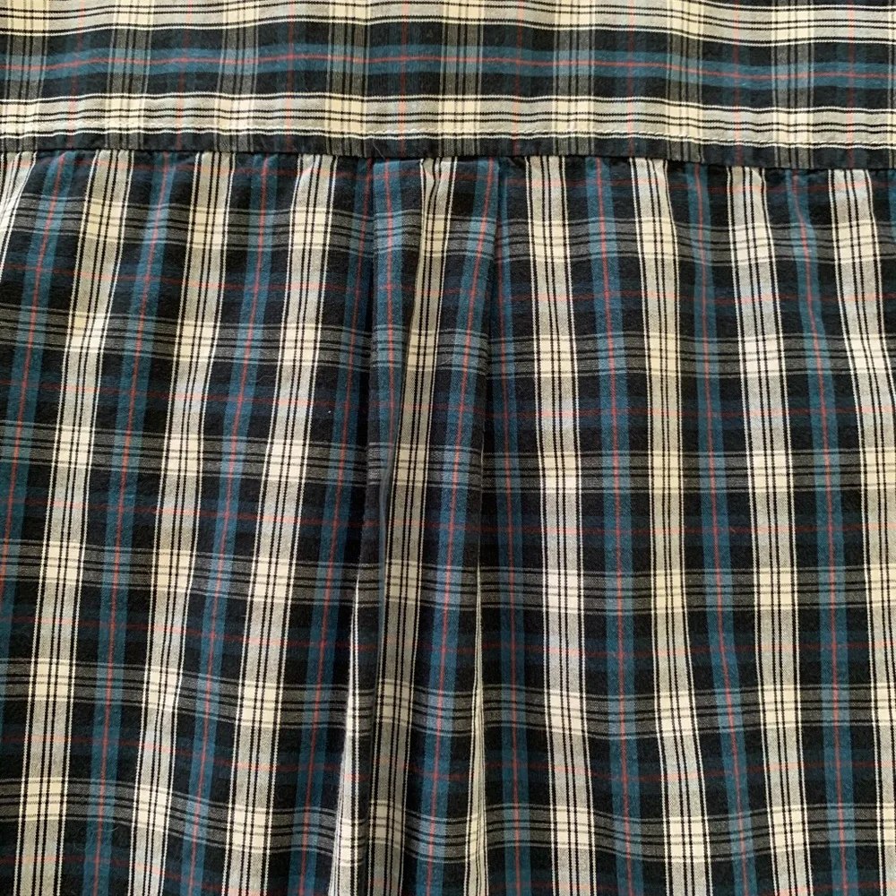 Old Navy Button Down Shirt Boys Size XL Blue White Plaid Long Sleeves